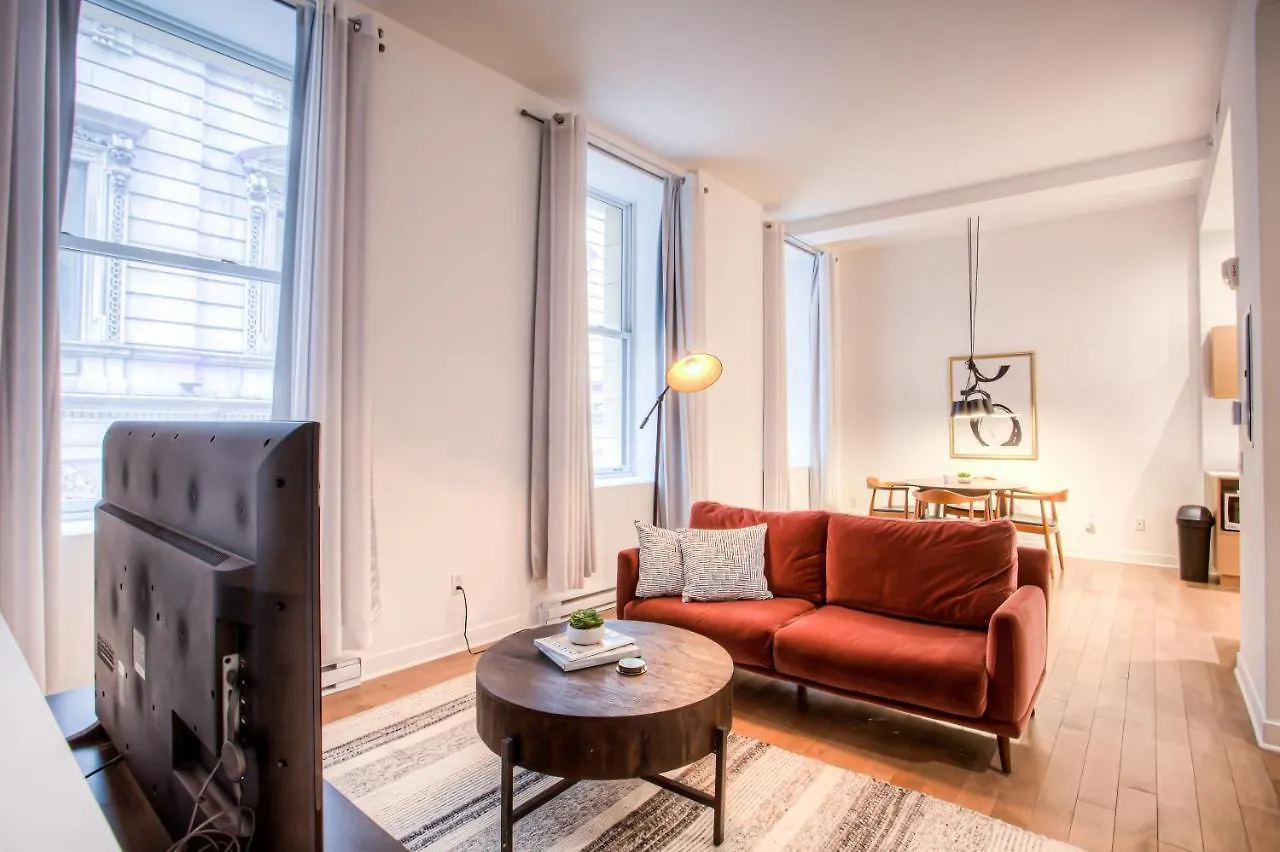 Stella Stays Bright & Cozy Condo Old Montreal Netflix