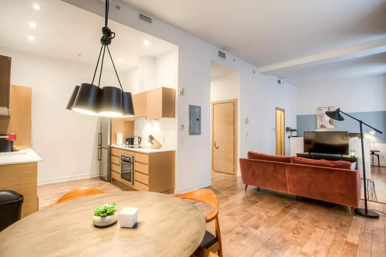 Stella Stays Bright & Cozy Condo Old Montreal Netflix 加拿大